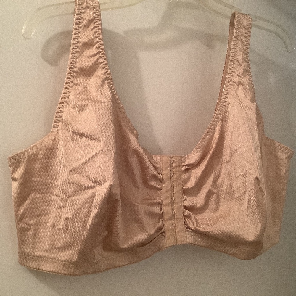Front closure stylish size 50 bra